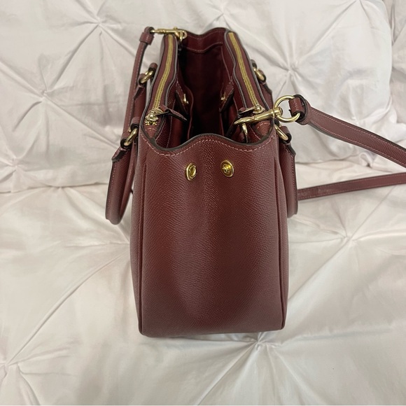 Excellent Condition Coach Surrey Carryall Purse/Handbag - Picture 10 of 16